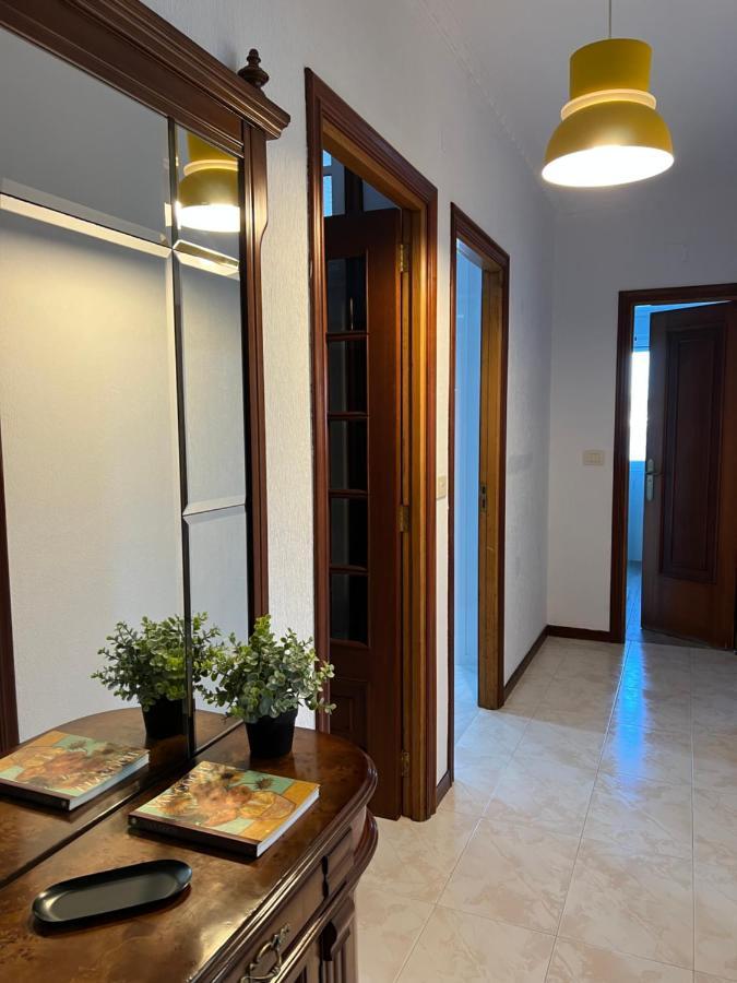 Apartamento En Cangas - Vistas Al Mar Екстериор снимка